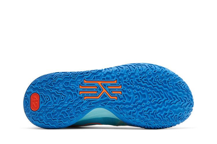 Sneaker Room x Nike Kyrie 7 'Fire & Water'