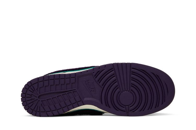 Nike Men's Dunk Low 'Chenille Swoosh - Grand Purple'
