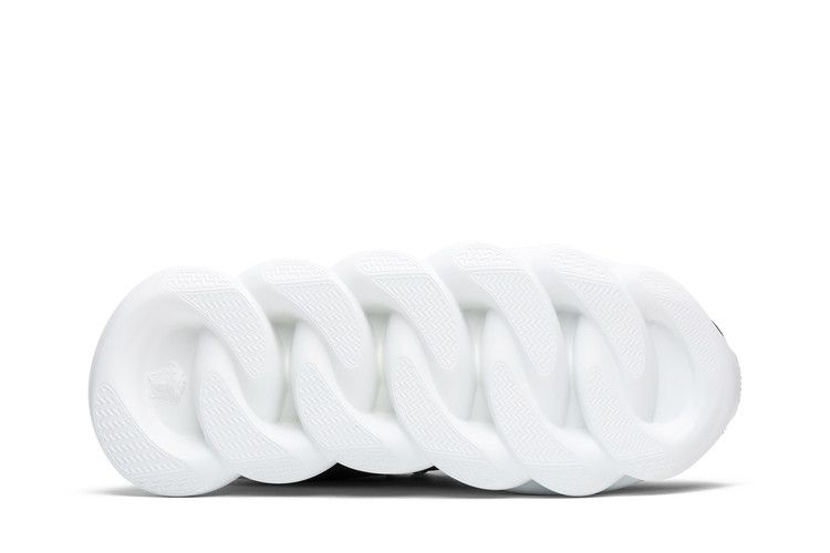 Versace Wmns Chain Reaction 