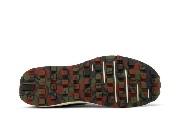 Nike Waffle One SE 'Camo Soles - Golden Moss'