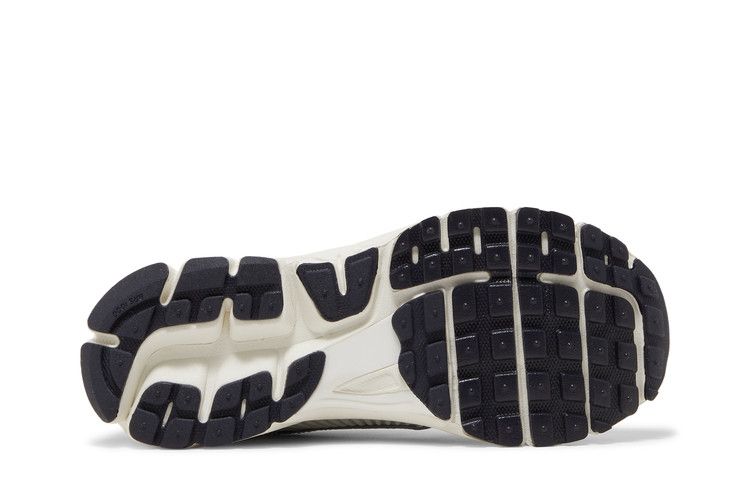 Nike Wmns Air Zoom Vomero 5 'Photon Dust Metallic Silver'