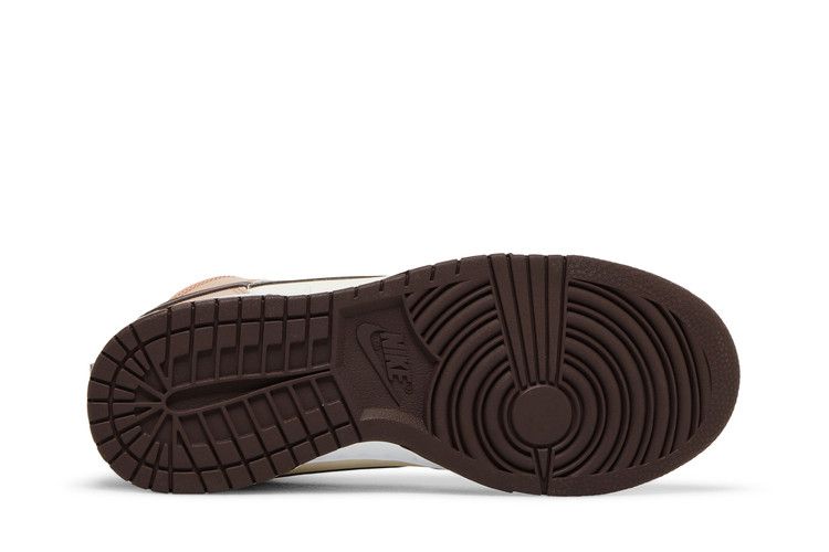 Nike Wmns Dunk High 'Dusted Clay'