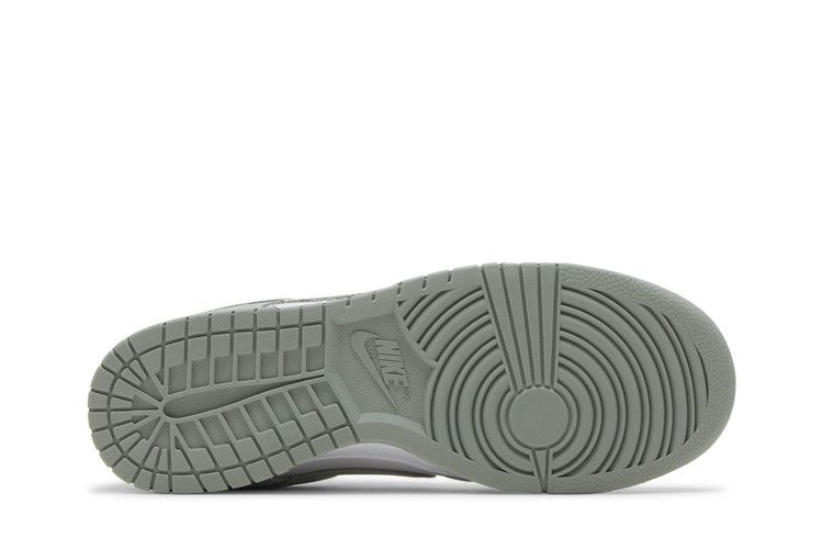 Nike Dunk Low SE 'Light Pumice'