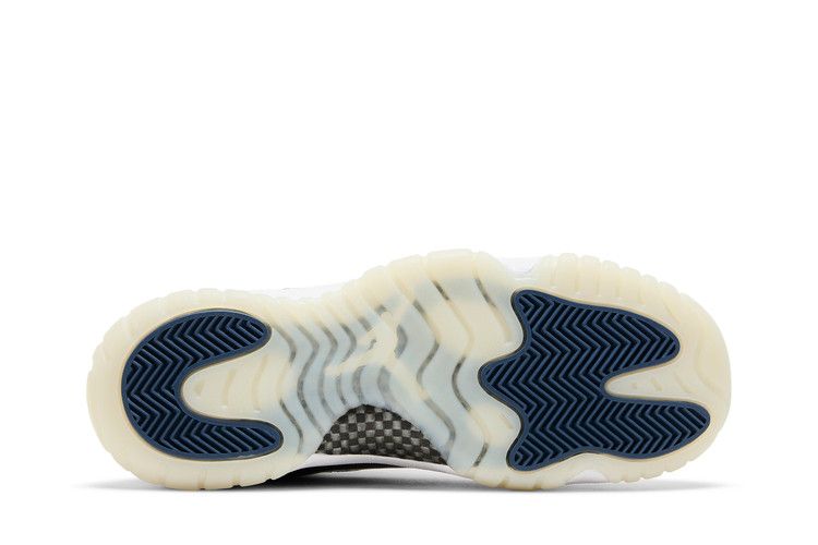 Air Jordan 11 Retro Low GS 'Diffused Blue'