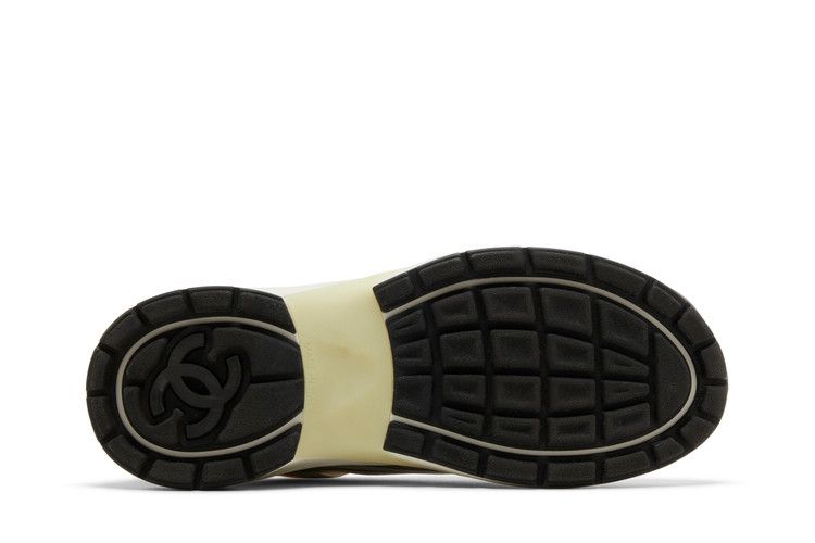 Chanel Wmns CC Logo Sneaker 'White Silver'
