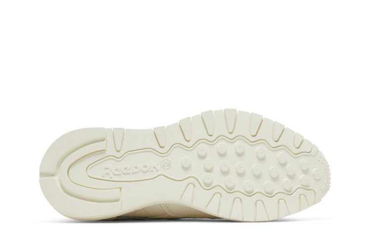 Reebok Wmns Classic Leather SP 'Chalk Glass Blue'