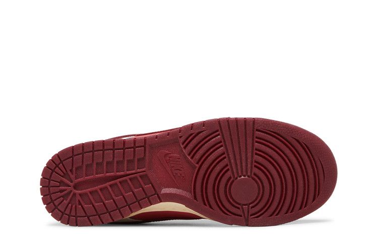 Nike Wmns Dunk Low 'Valentine's Day 2024 Alternate'