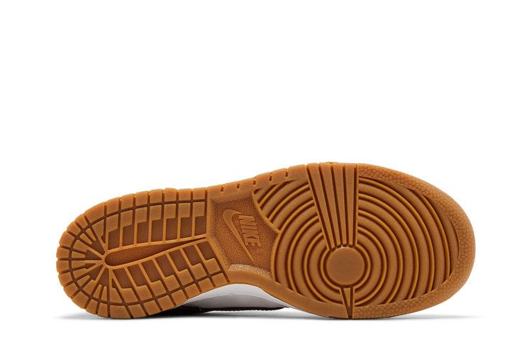 Nike Dunk Low GS 'Burgundy Crush Gum'