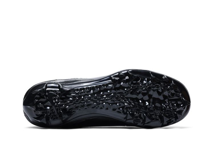 Air Jordan 11 Mid TD Cleat 'Patent Black'