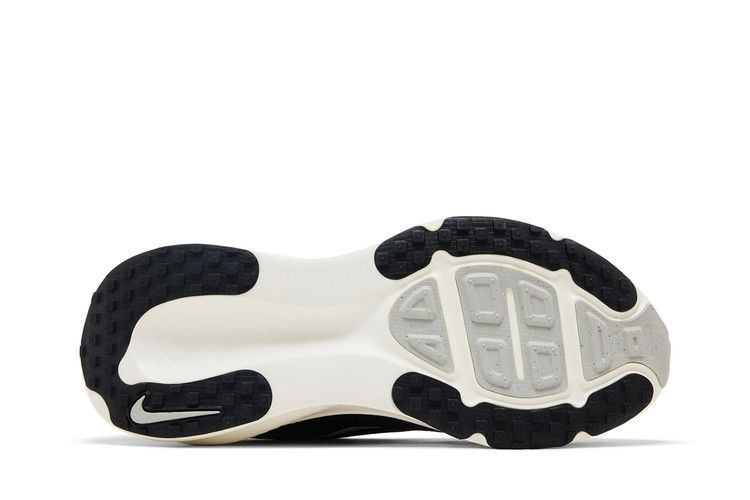 Nike Vomero 18 Extra Wide 'Black Coconut Milk'