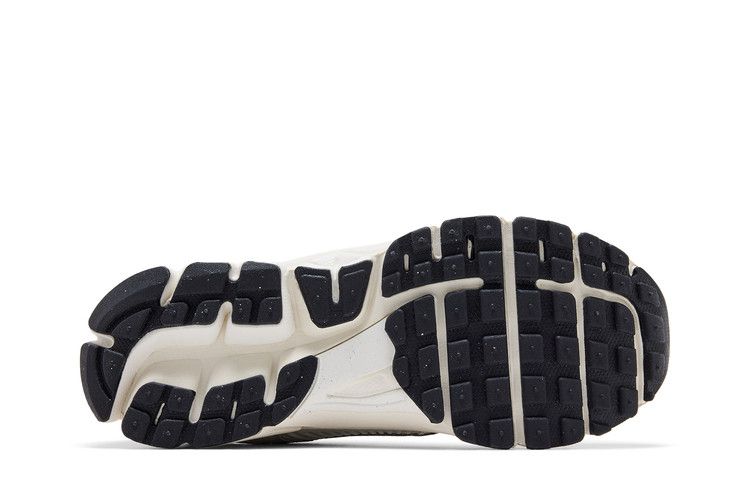 Nike Vomero 5 GS 'Photon Dust Chrome'