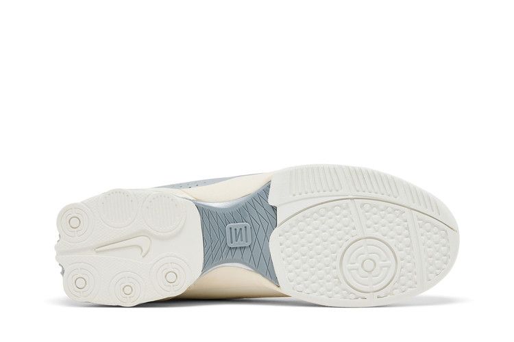 Nike Wmns Total 90 Shox Magia 'Sail Metallic Silver'