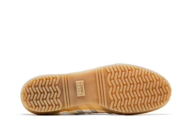 Naked x adidas Tischtennis 'Silvery Daisy Pack'