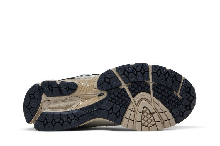 New Balance 1906R 'Blacktop Mindful Grey' size? Exclusive