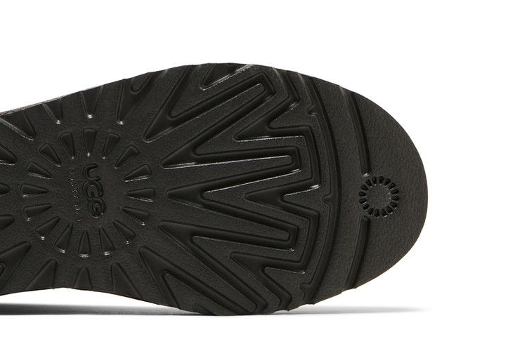 UGG Wmns Classic Short II 'Grey'