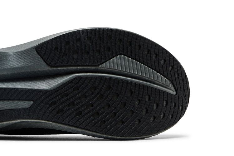 HOKA Mach 6 'Triple Black'
