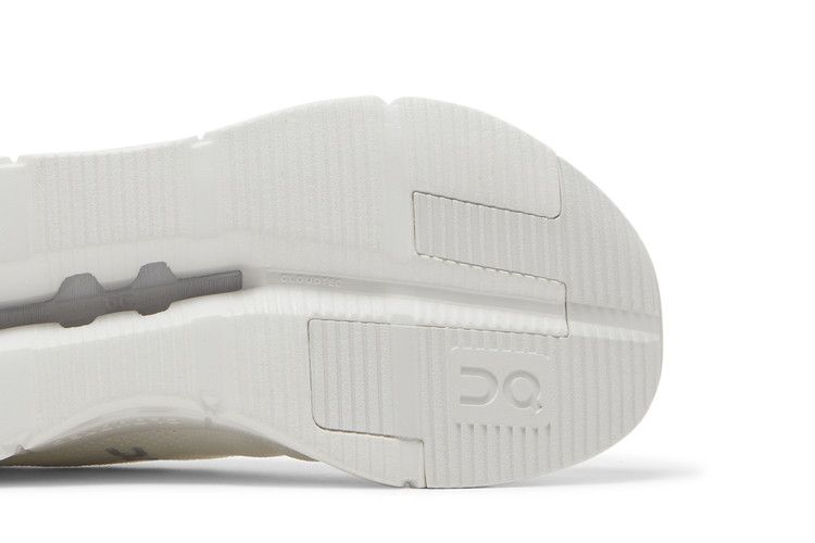 ON Wmns Cloudnova 'Triple White'