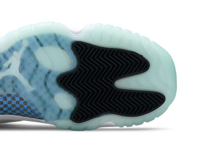 Air Jordan 11 Retro Low GS 'Legend Blue'