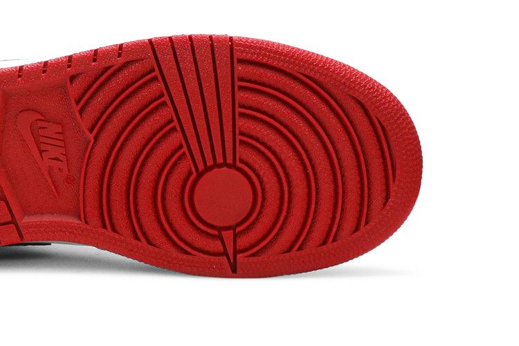 Air Jordan 1 Retro High OG GS 'Metallic Red'