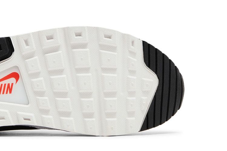 Nike Air Max Command 'White Black'