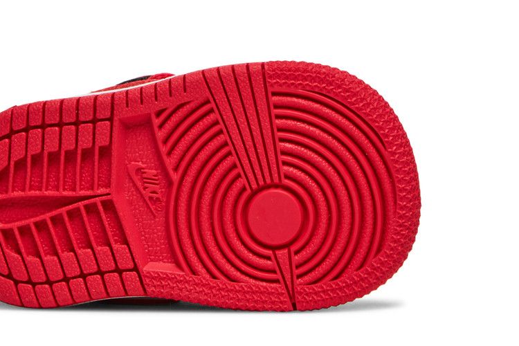 Air Jordan 1 Mid TD 'White Very Berry'