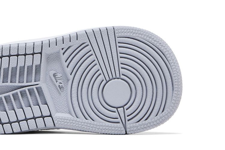 Air Jordan 1 Retro Mid TD 'Wolf Grey'