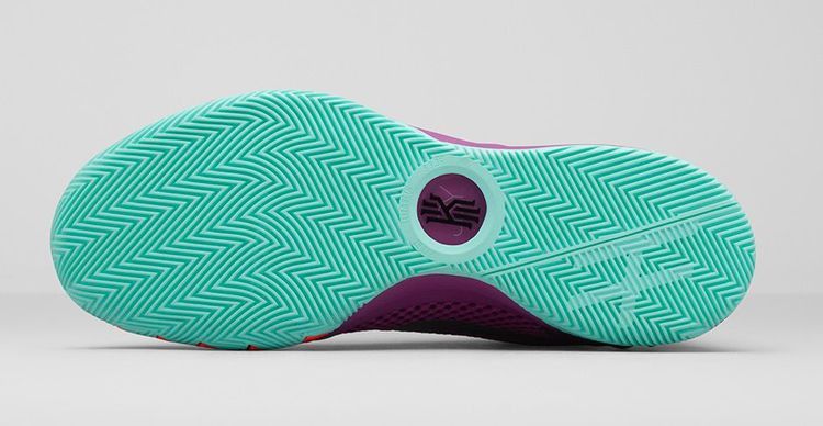 Nike Kyrie 1 'Easter'