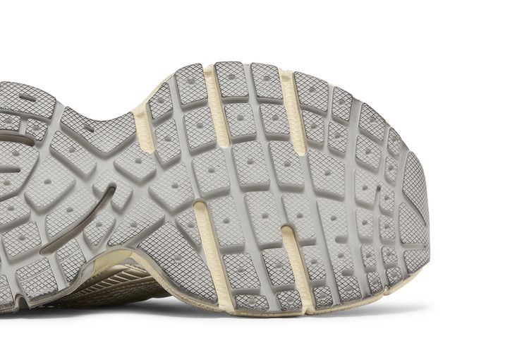 Balenciaga Wmns 3XL Sneaker 'Worn-Out - Light Beige'