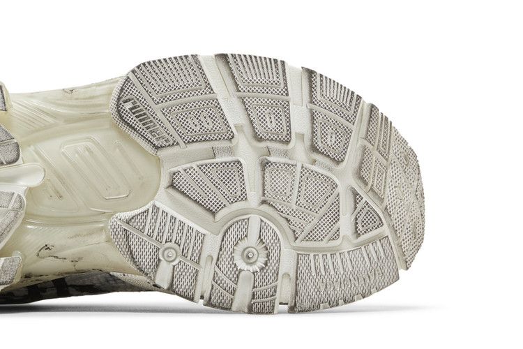 Balenciaga Wmns Runner Sneaker 'Graffiti - White Black'