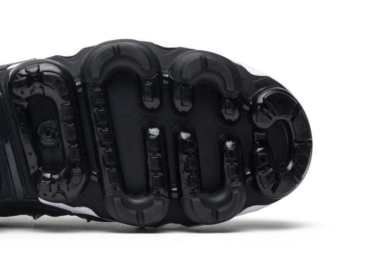 Nike Air VaporMax Plus 'Overbranding'