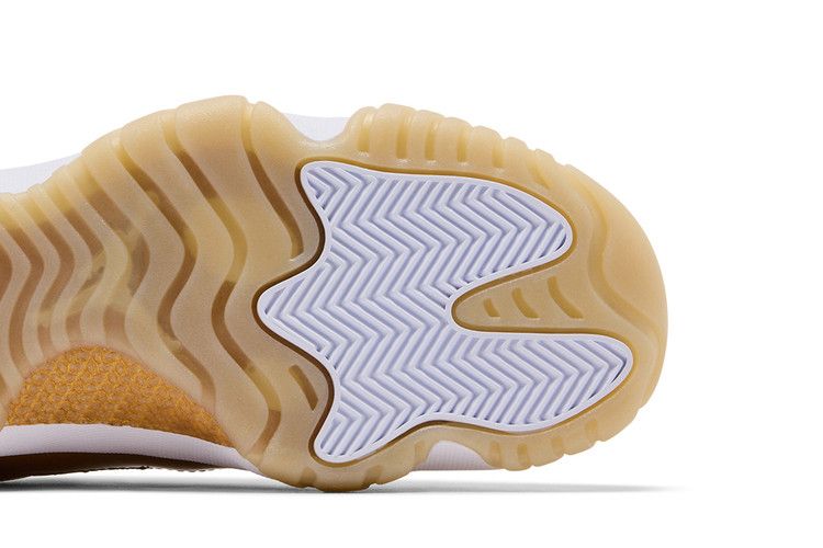 Wmns Air Jordan 11 Low 'Mother's Day'