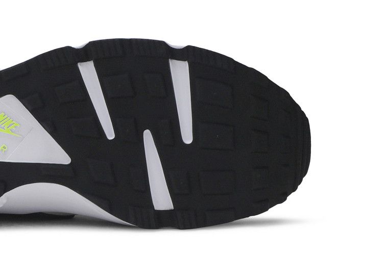 Nike Air Huarache 'Magenta'