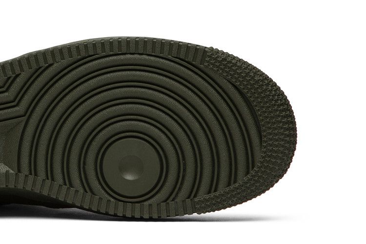 Nike Air Force 1 '07 LV8 'Overbranding'