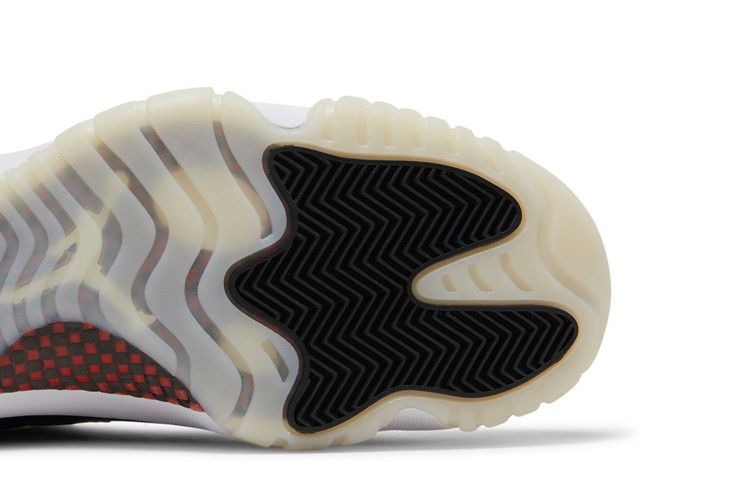 Air Jordan 11 Retro Low '72-10'