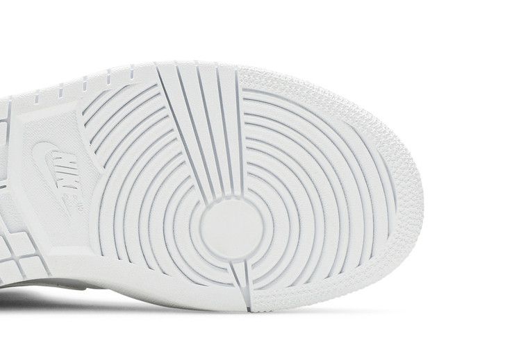 Wmns Air Jordan 1 Mid Patent 'Triple White'