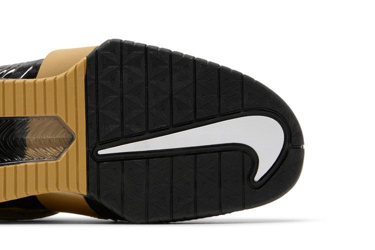 Nike Romaleos 4 'Black Metallic Gold'