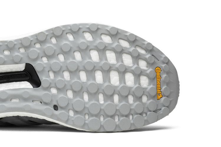 Undefeated x adidas UltraBoost 'Shift Grey'