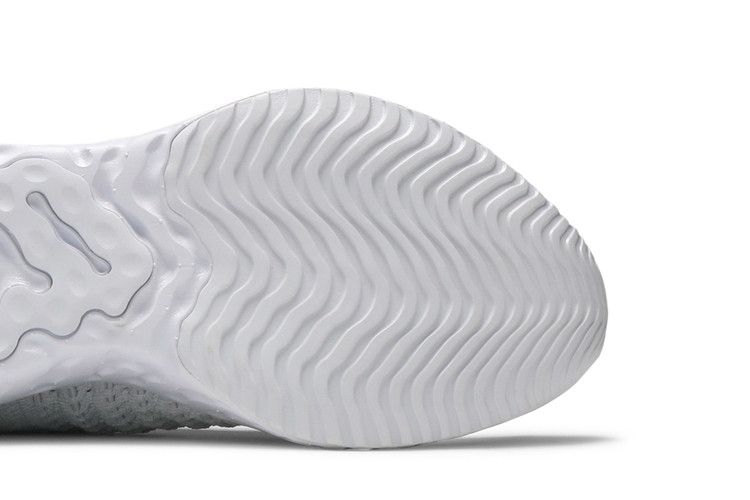 Nike Wmns React Phantom Run Flyknit 2 'True White Silver'
