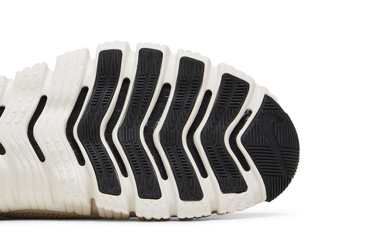 Nike Wmns Free Metcon 3 'Light Orewood Brown'