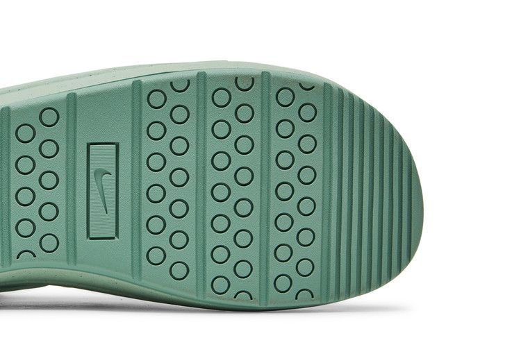 Nike Offline Pack 'Enamel Green'