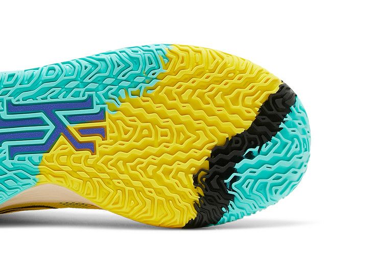 Nike Kyrie 7 GS '1 World 1 People'