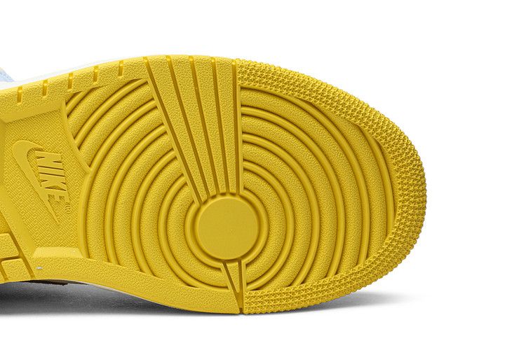 Maison Chateau Rouge x Air Jordan 1 Mid SE 'Fearless'