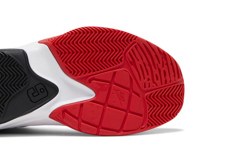 Air Jordan Max Aura 3 'Bred'