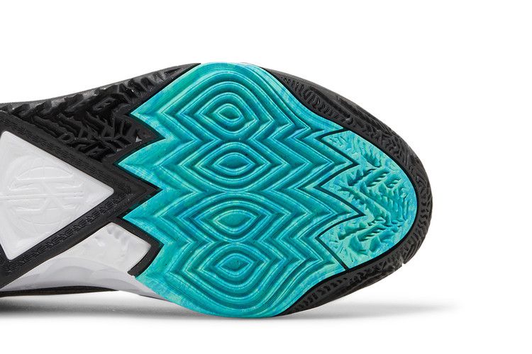 Nike Kyrie 8 'Orca'