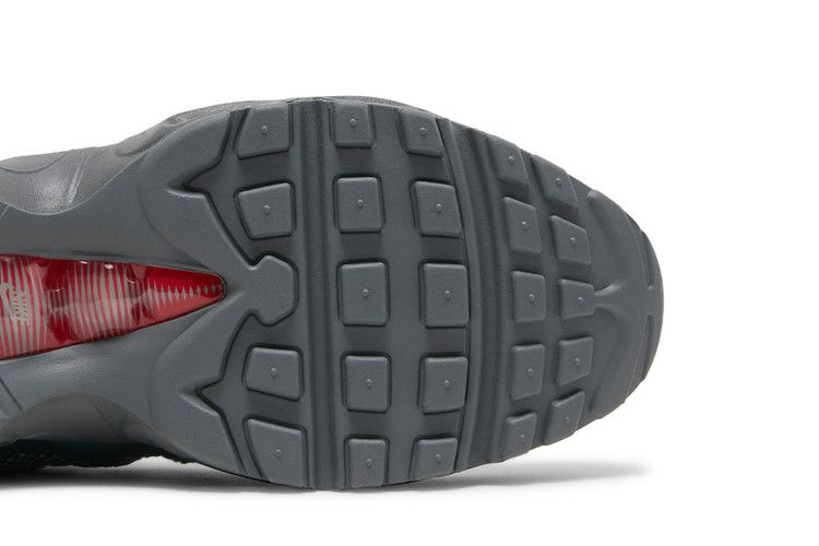 Nike Air Max 95 Essential 'Smoke Grey University Red'