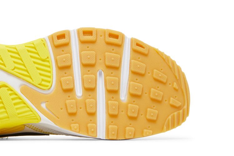 Nike Wmns Air Max Excee 'Go The Extra Smile'