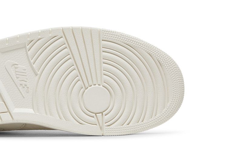 Air Jordan 1 Centre Court 'Light Bone'