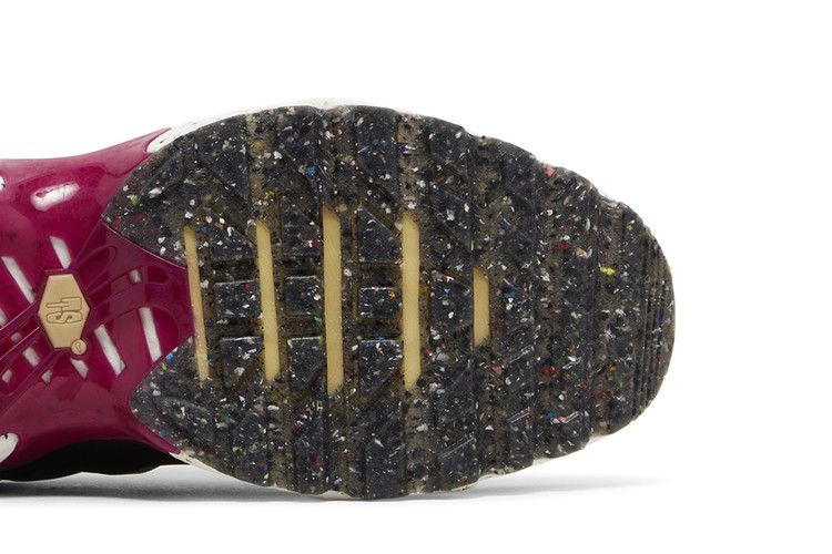 Nike Air Max Terrascape Plus 'Moon Fossil Mantra Orange'