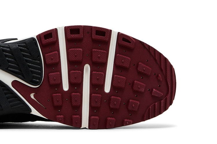 Nike Air Max Excee 'Black Team Red'