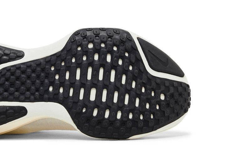 Nike Wmns ZoomX Invincible 3 'Summit White Black'